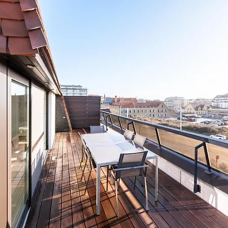Apartment Plaza J2941 With A Large Balcony
